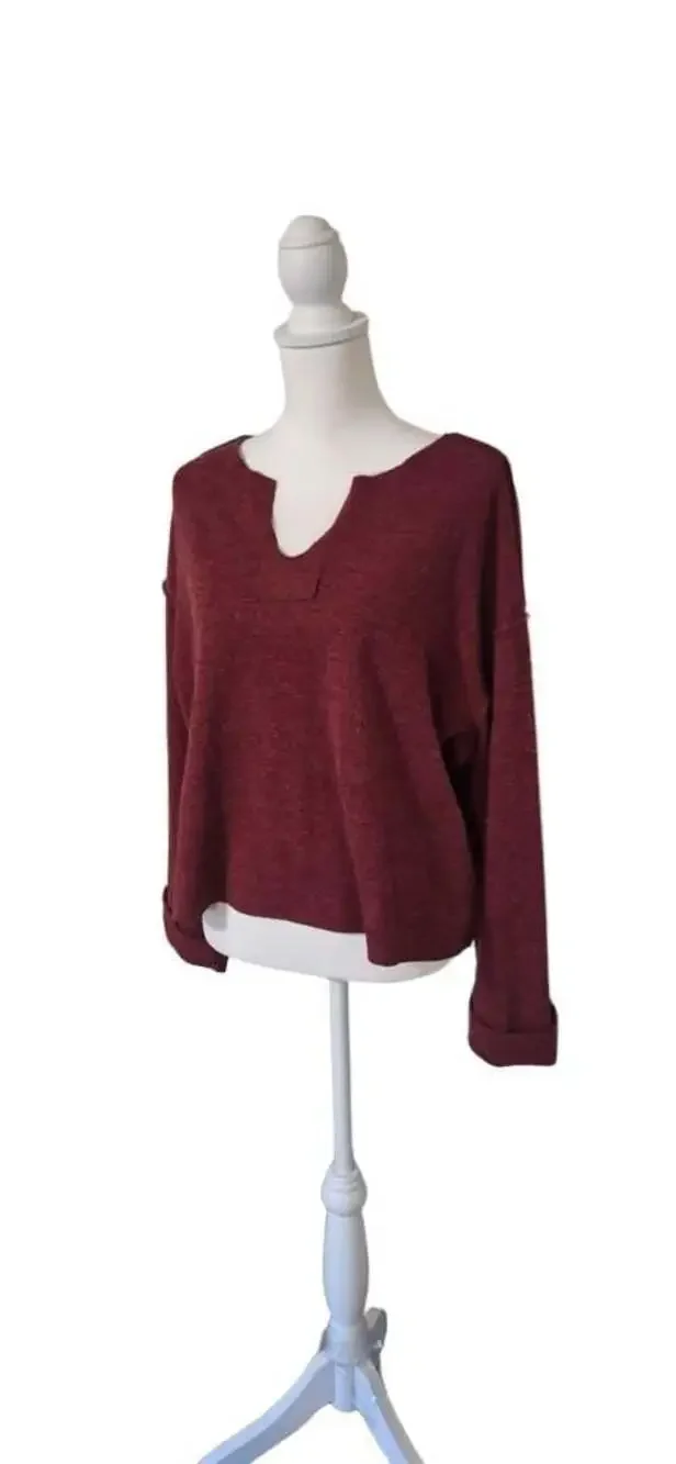 Minimalist Womens Sz. S, Burgundy Knit V Neck,Drop Shoulder, Cuffs, Lagenlook